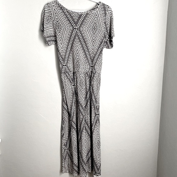 CHEROKEE Black White Printed Dress with Waist String - Picture 2 of 11